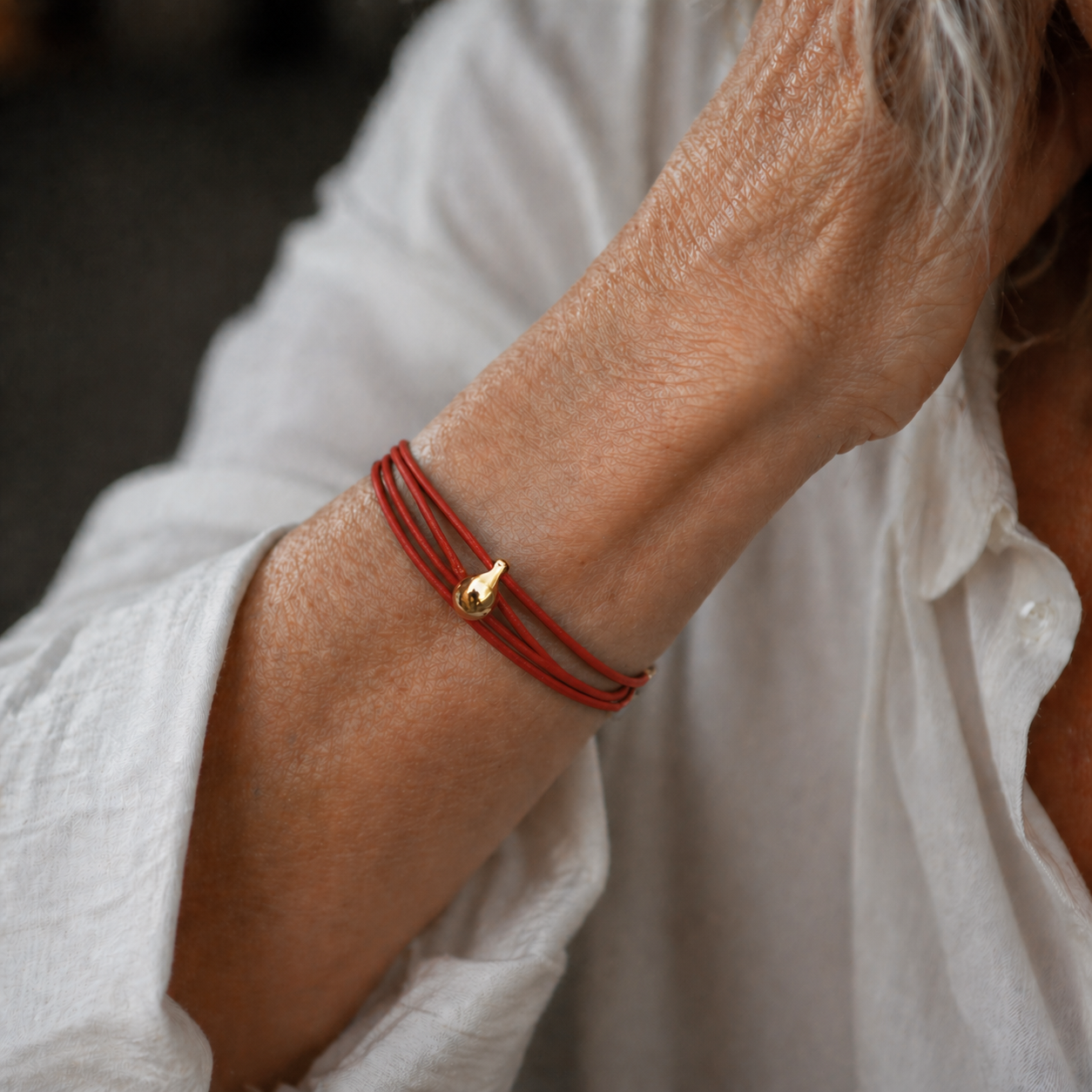 Rode Charm Armband verguld