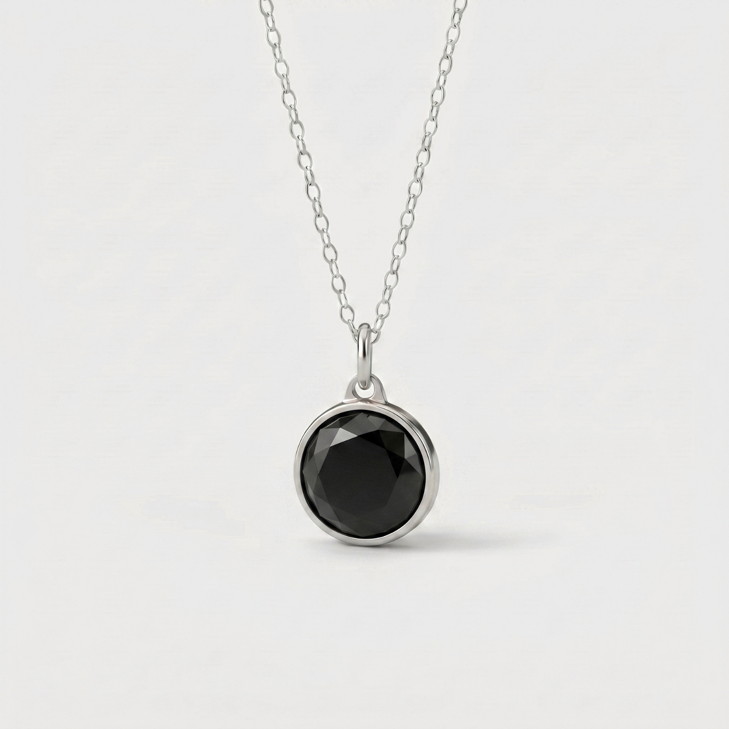 Schwarzer Onyx Facettierter Anhänger aus Edelstahl